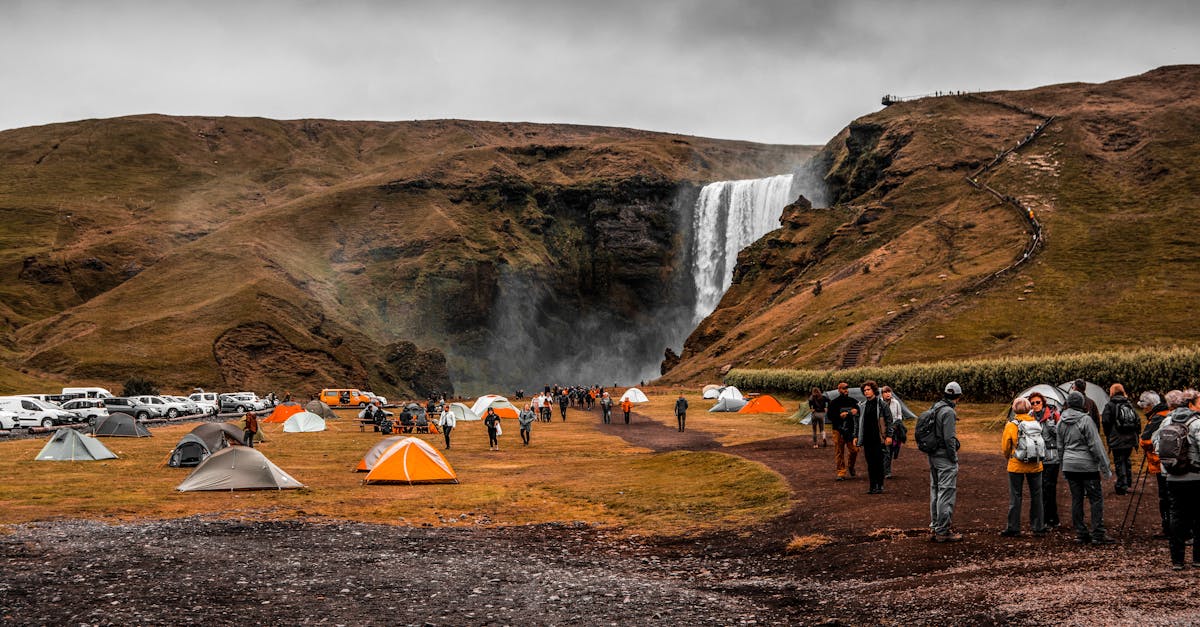 découvrez l'adrénaline du rafting, une aventure aquatique palpitante à travers des rapides tumultueux et des paysages à couper le souffle. que vous soyez novice ou expert, préparez-vous à vivre des moments uniques en pleine nature.