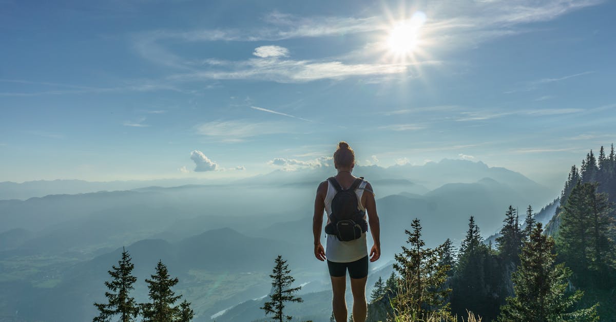 découvrez les meilleures randonnées à travers des paysages époustouflants, des conseils pour préparer votre équipement, et des astuces pour profiter pleinement de la nature. rejoignez-nous pour explorer des sentiers variés, adaptés à tous les niveaux de randonneurs et vivez des aventures inoubliables en plein air.