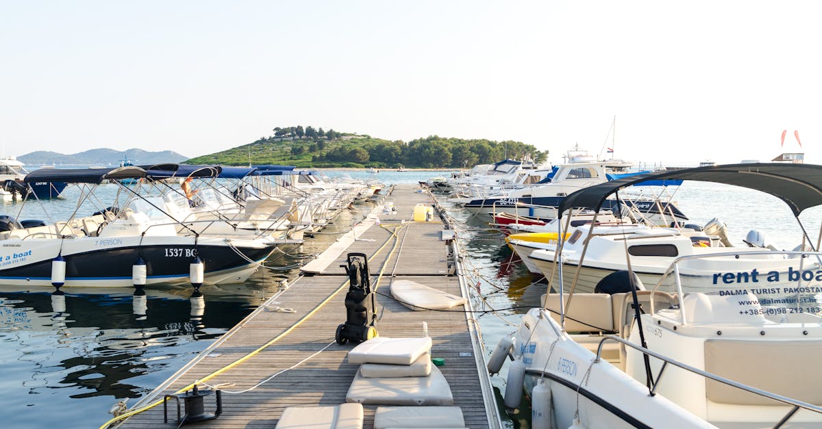 découvrez la beauté de la croatie, un pays riche en culture et en paysages époustouflants, allant des plages de la côte adriatique aux villes historiques comme dubrovnik et split. explorez ses parcs nationaux, savourez sa cuisine délicieuse et plongez dans son patrimoine unique.