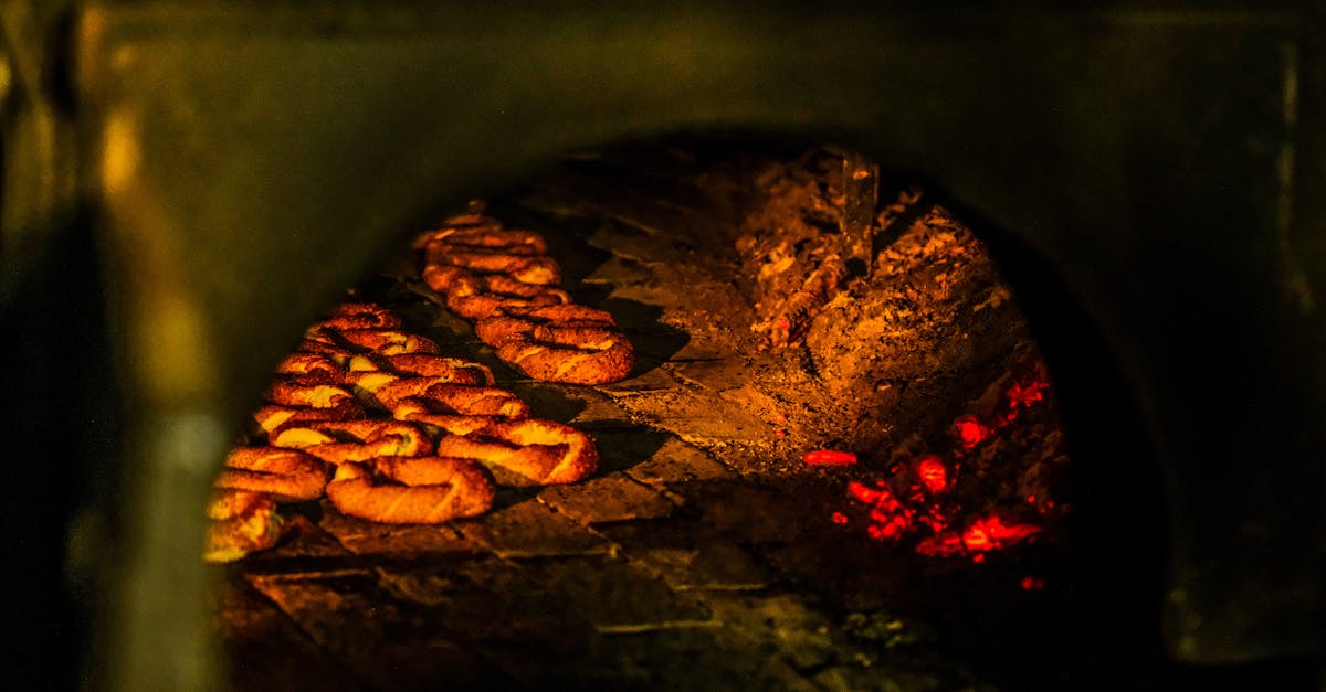 découvrez la cuisine dalmatienne, un mélange savoureux de traditions méditerranéennes et de recettes locales. explorez les plats emblématiques, les ingrédients frais et les techniques culinaires de cette région croate idyllique, tout en vous laissant séduire par des saveurs uniques et authentiques.