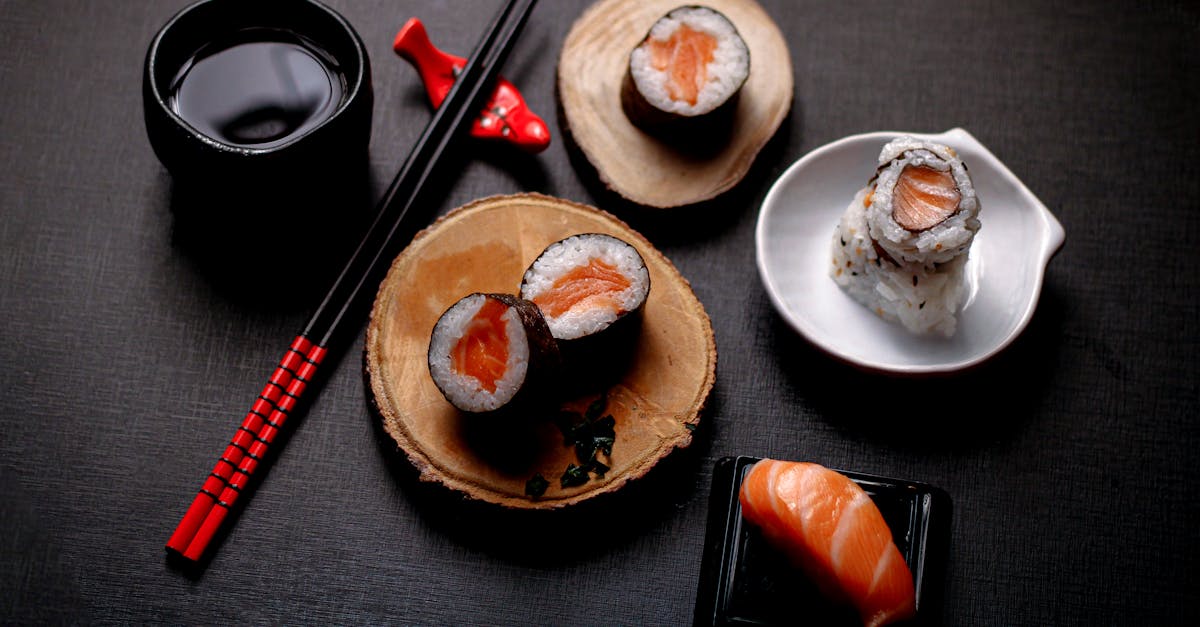 découvrez la cuisine slovaque, un mélange savoureux de traditions rustiques et de recettes authentiques. explorez les plats emblématiques tels que le bryndzové halušky, la kapustnica et le poppy seed roll, et laissez-vous séduire par les délicieuses saveurs de cette gastronomie unique.