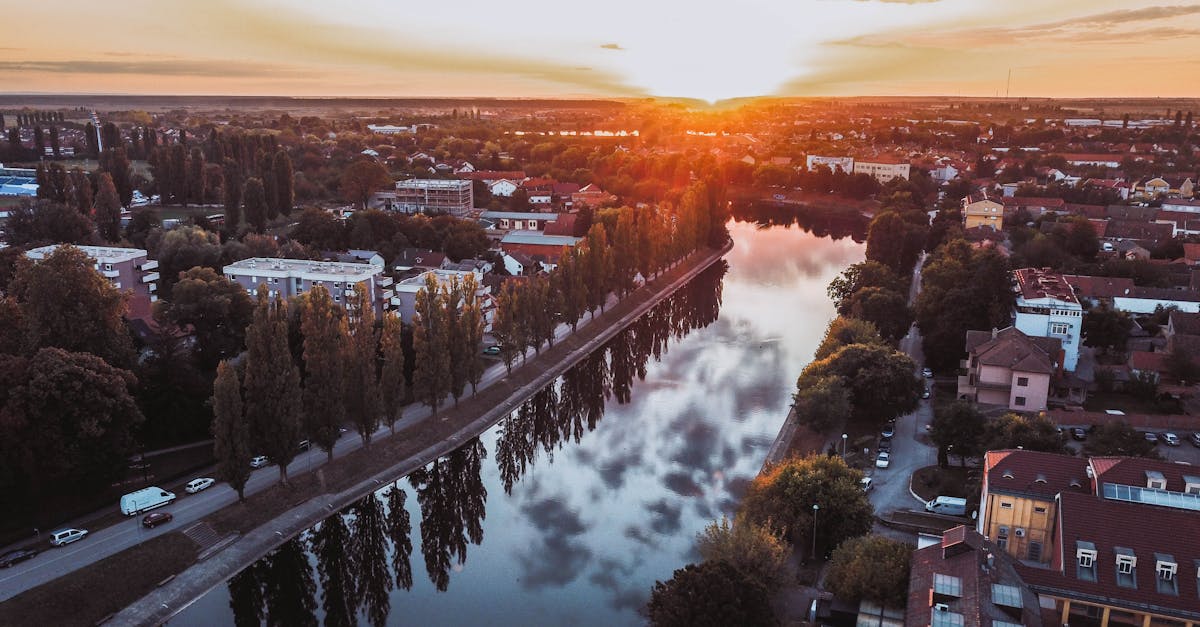 découvrez vinkovci, une charmante ville croate riche en histoire et en culture. explorez ses sites archéologiques, ses festivals animés et sa délicieuse cuisine locale, tout en profitant de l'hospitalité chaleureuse de ses habitants.