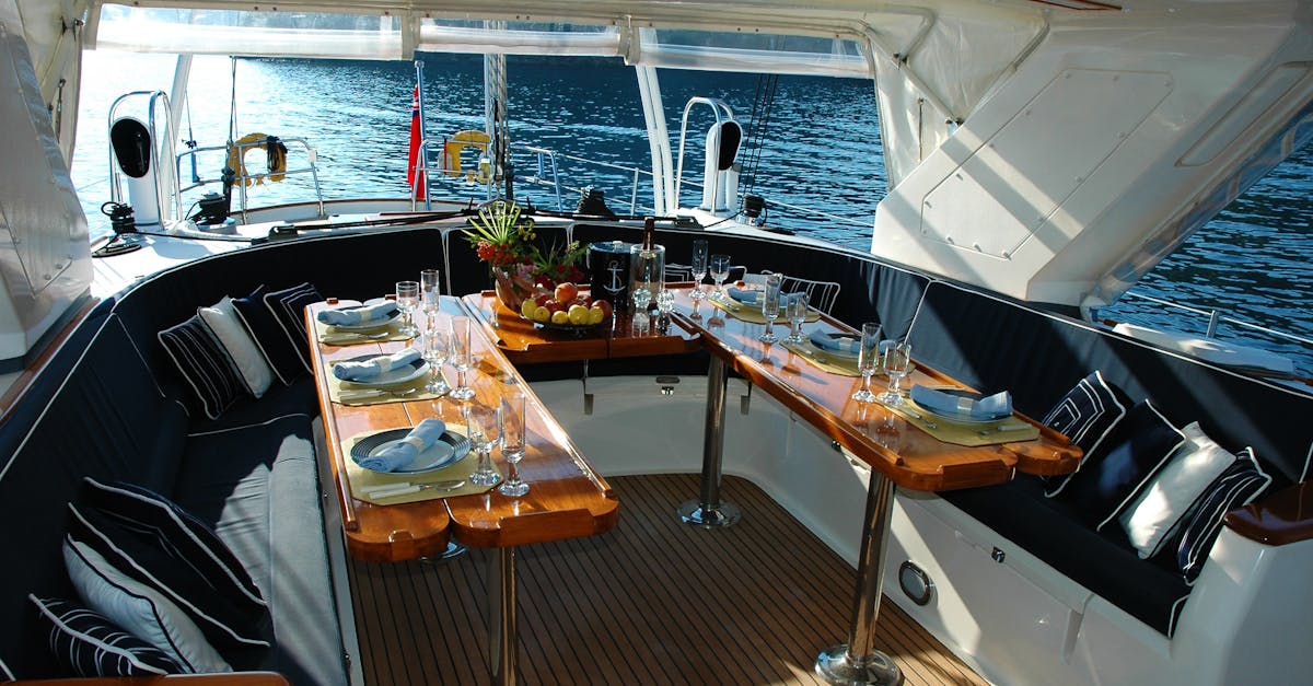 découvrez l'univers du luxe, où élégance, raffinement et exclusivité se rencontrent. plongez dans un monde de produits haut de gamme et de services sur mesure qui élèvent votre style de vie.