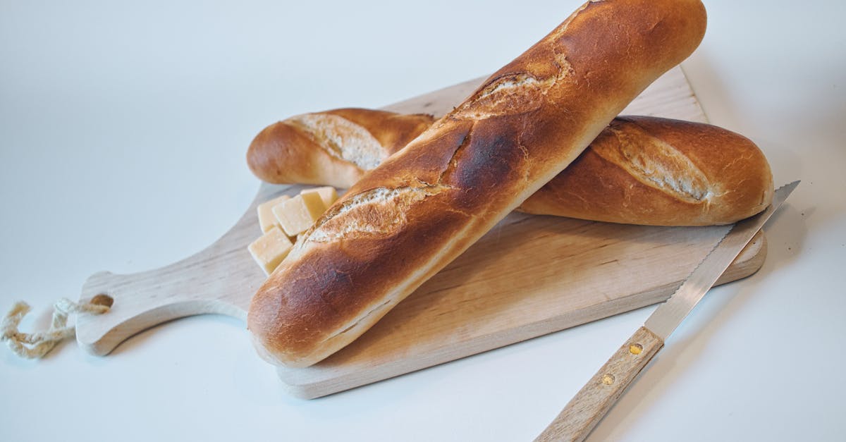 découvrez le petit déjeuner croate, une expérience gastronomique riche en saveurs et en traditions. savourez des plats typiques comme les štrukli, le pain de maïs, et des fromages affinés, le tout accompagné de cafés aromatiques pour bien commencer la journée.