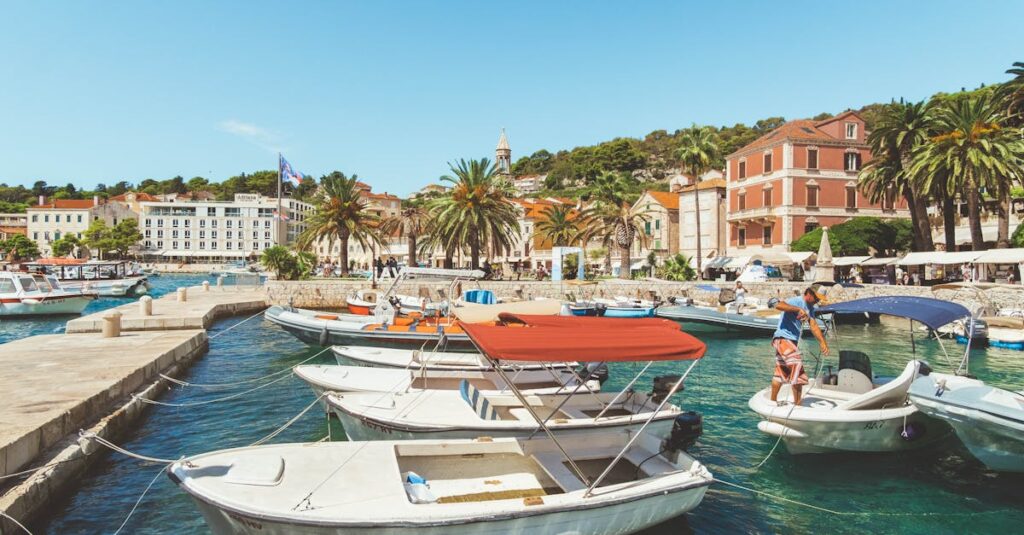 découvrez la beauté et la richesse culturelle de la croatie, un pays pittoresque aux paysages époustouflants, plages magnifiques et villes historiques. préparez votre voyage et explorez les trésors cachés de cette destination européenne incontournable.