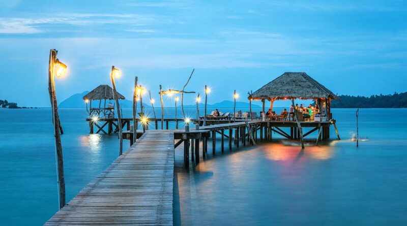 découvrez l'évasion ultime avec notre guide complet sur les plages : paysages paradisiaques, activités nautiques, et conseils pour des vacances inoubliables au bord de la mer.