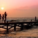 découvrez la plage familiale idéale pour des journées ensoleillées, avec des activités pour tous les âges, des aires de jeux sécurisées et des espaces de détente pour profiter en famille.