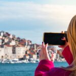 découvrez la beauté de šibenik, une ville côtière en croatie riche en histoire, avec des ruelles pittoresques, des forteresses médiévales et une ambiance méditerranéenne unique. explorez ses monuments classés au patrimoine mondial de l'unesco et laissez-vous séduire par ses plages magnifiques.