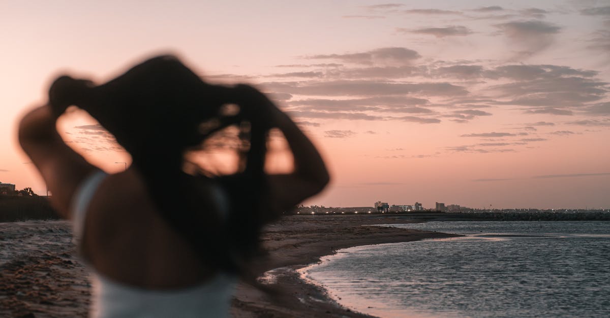 découvrez tatinja bay, un magnifique recoin de la nature avec ses plages de sable fin, ses eaux turquoise et une ambiance paisible. parfait pour les amoureux de la mer et des activités en plein air, ce lieu est idéal pour une escapade relaxante ou une aventure en famille.