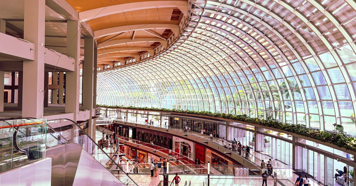 découvrez l'univers du tourisme d'affaires : un secteur dynamique qui allie voyages professionnels, conventions et événements d'entreprise. explorez nos conseils pour optimiser vos déplacements et tirer le meilleur parti de vos séjours d'affaires.