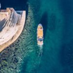 découvrez la beauté envoûtante de la croatie, avec ses plages idylliques, ses villes historiques et sa culture riche. partez à l'aventure sur les îles de l'adriatique et explorez des paysages à couper le souffle.