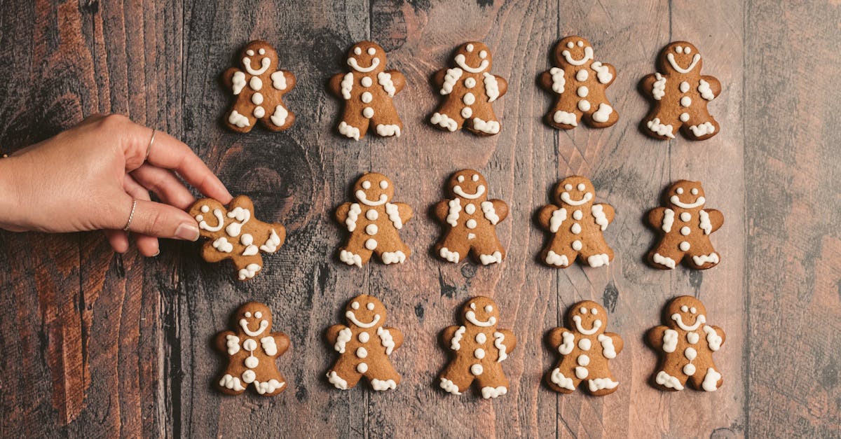 découvrez l'univers délicieux du pain d'épices : recettes créatives, astuces de préparation et traditions gourmandes. laissez-vous séduire par ce dessert moelleux aux épices réconfortantes, parfait pour les fêtes et les moments conviviaux.