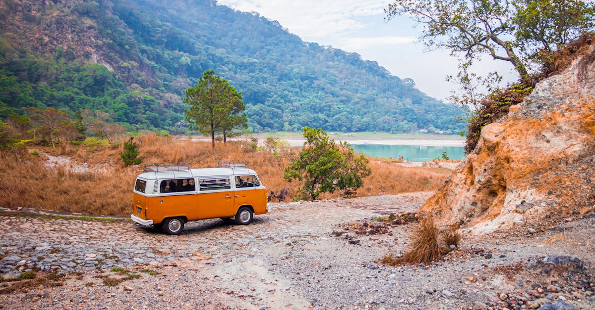 partez à l'aventure avec notre guide ultime sur les road trips ! découvrez les meilleures destinations, astuces pratiques et conseils pour profiter pleinement de votre voyage sur la route. embarquez pour des paysages à couper le souffle et des moments inoubliables.