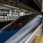 découvrez l'univers fascinant du voyage en train : confort, paysages époustouflants et rencontres culturelles. embarquez pour une aventure inoubliable à travers les voies ferrées de france et d'ailleurs.